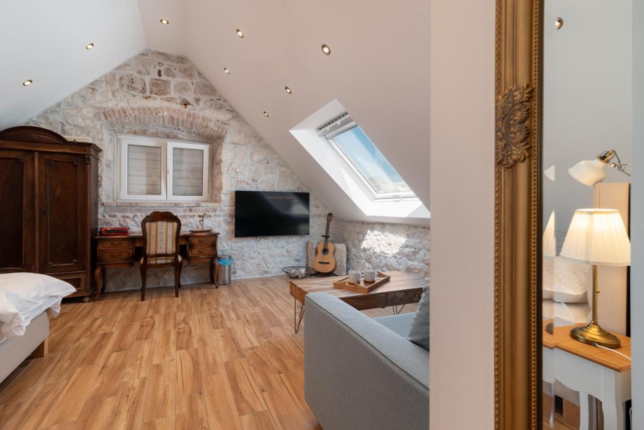 Residence Providenca Trogir Exterior photo