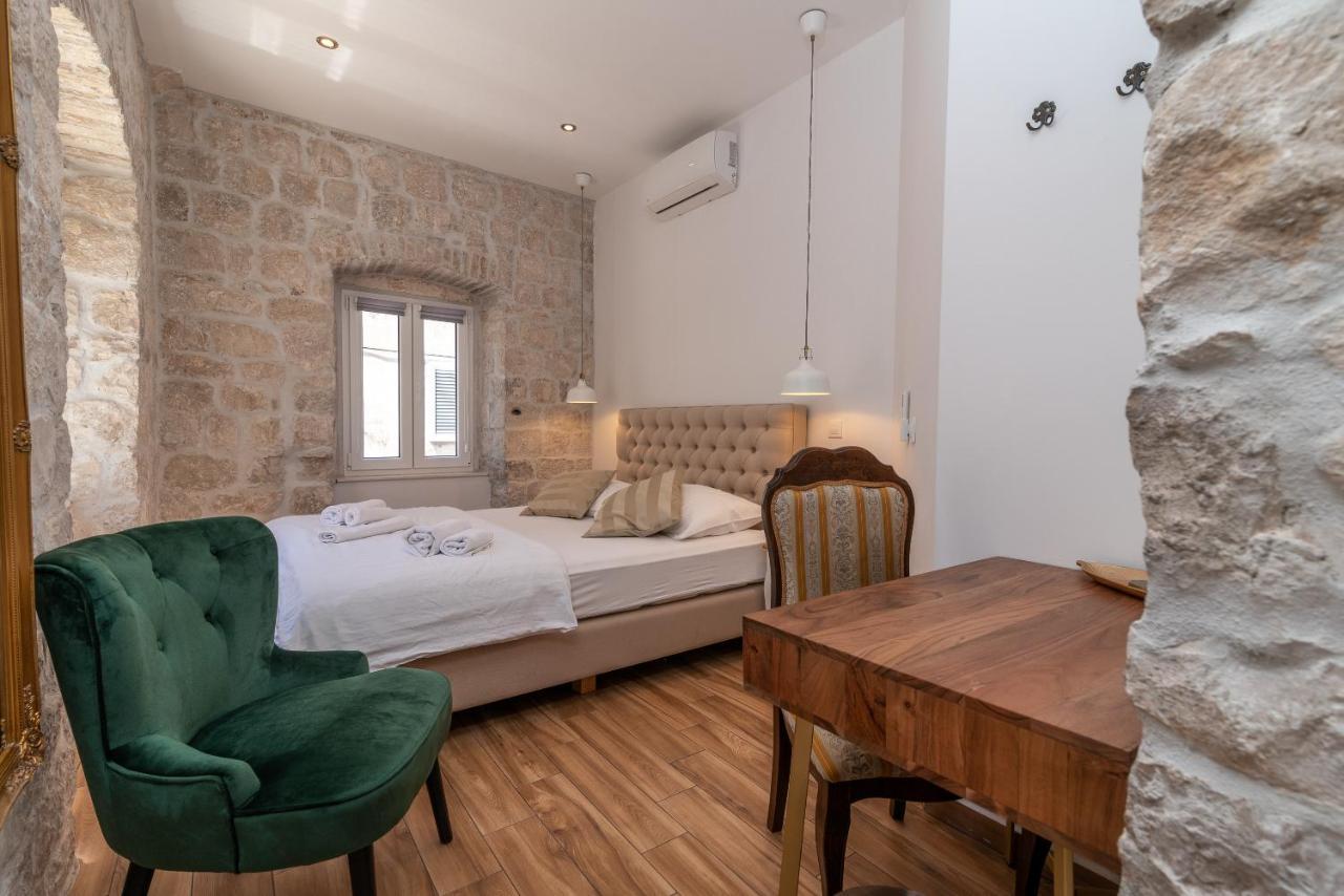 Residence Providenca Trogir Exterior photo
