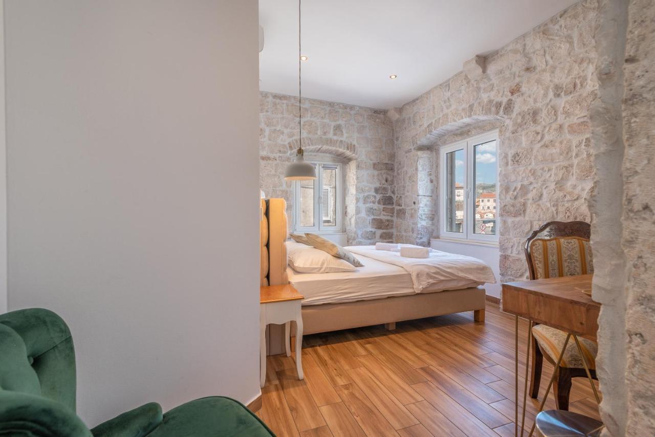 Residence Providenca Trogir Exterior photo