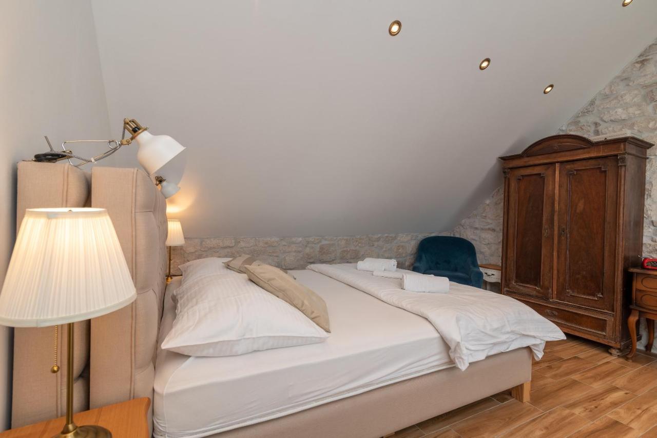 Residence Providenca Trogir Exterior photo