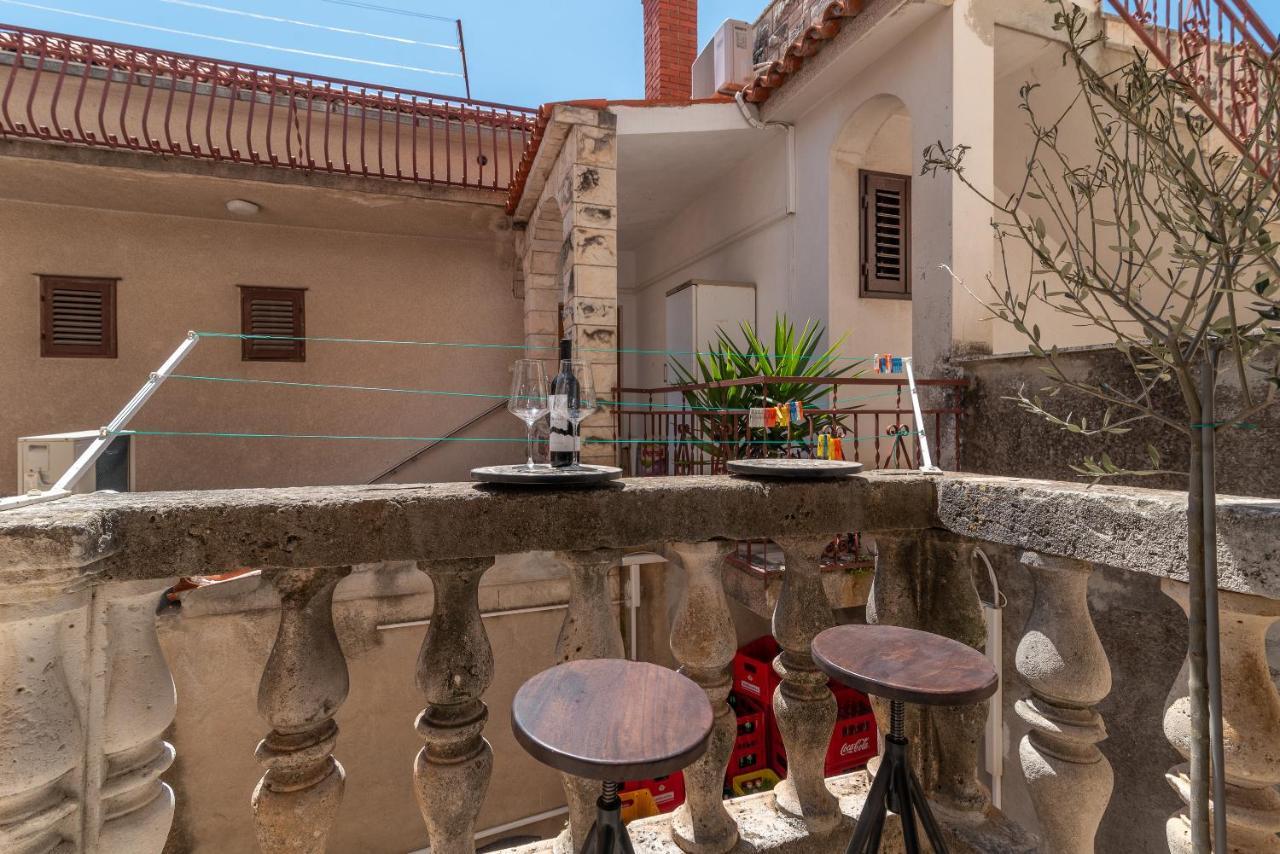 Residence Providenca Trogir Exterior photo