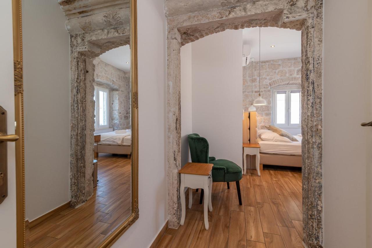 Residence Providenca Trogir Exterior photo